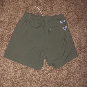 Columbia pfg shorts